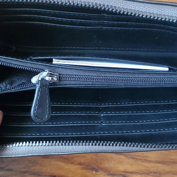 LOVE Moschino Portofino Quilted Nappa Wallet - Picture 8 of 10